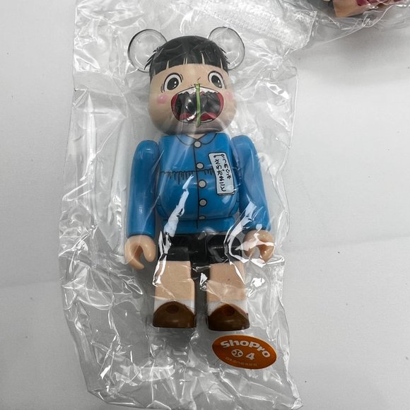 Bearbrick Series 38 Makoto Chan Artist Kazuo Umezu Secret Be@rbrick Set of 2 - Picture 6 of 9